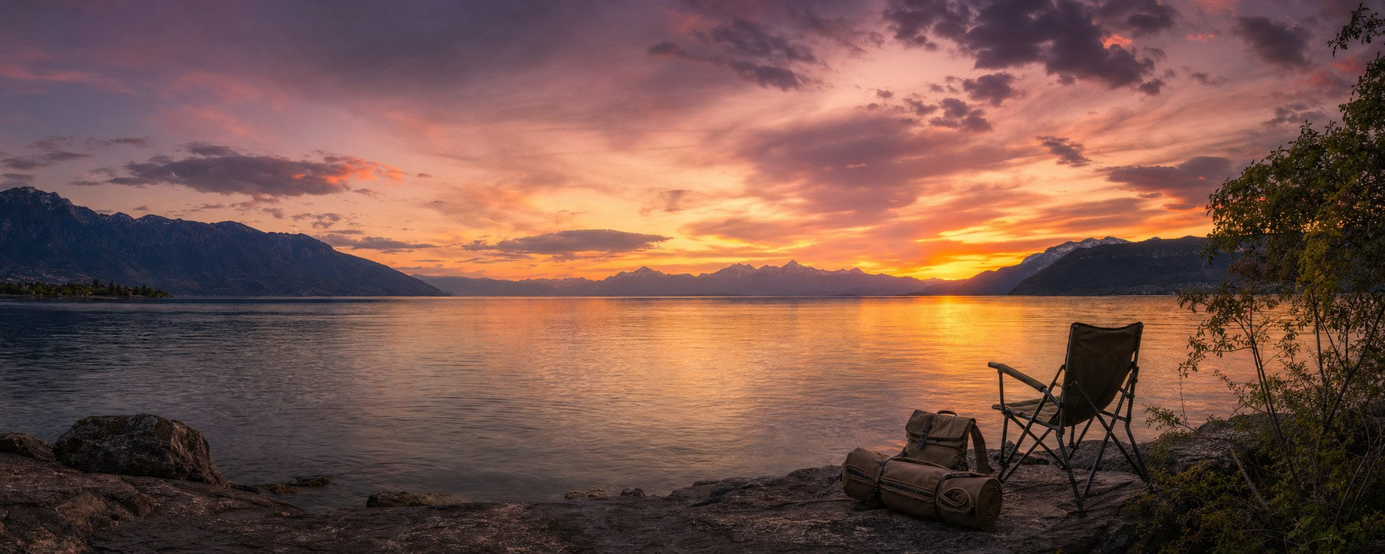 Lac Léman au crépuscule — Outdoor Compact Genève